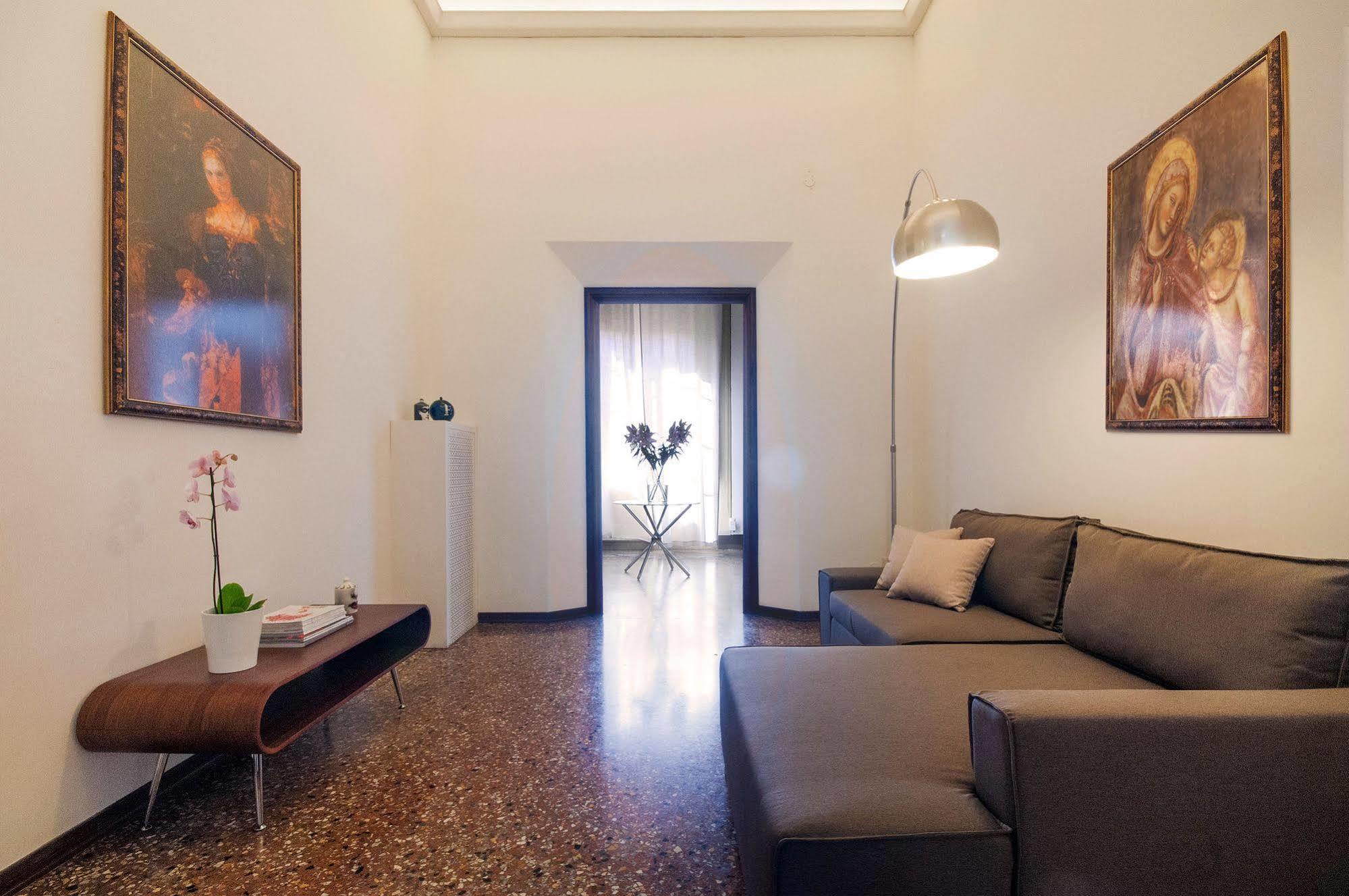 B&B Farini 26 Boloňa Exteriér fotografie